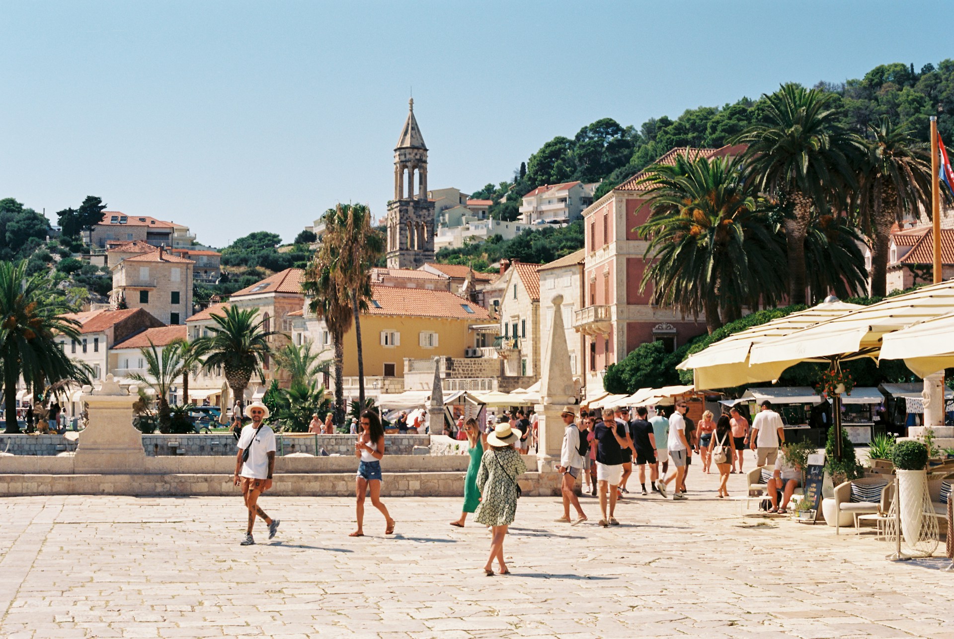Hvar: ostrvo sunca i autentičnih priča
